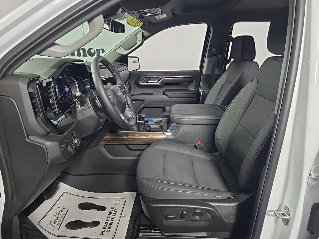 used 2024 Chevrolet Silverado 1500 car, priced at $45,200