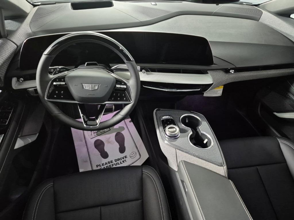 new 2025 Cadillac OPTIQ car, priced at $57,715