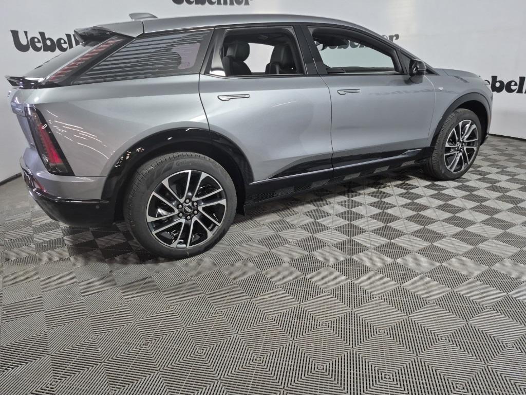 new 2025 Cadillac OPTIQ car, priced at $57,715