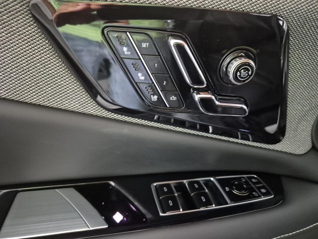 new 2025 Cadillac OPTIQ car, priced at $57,715