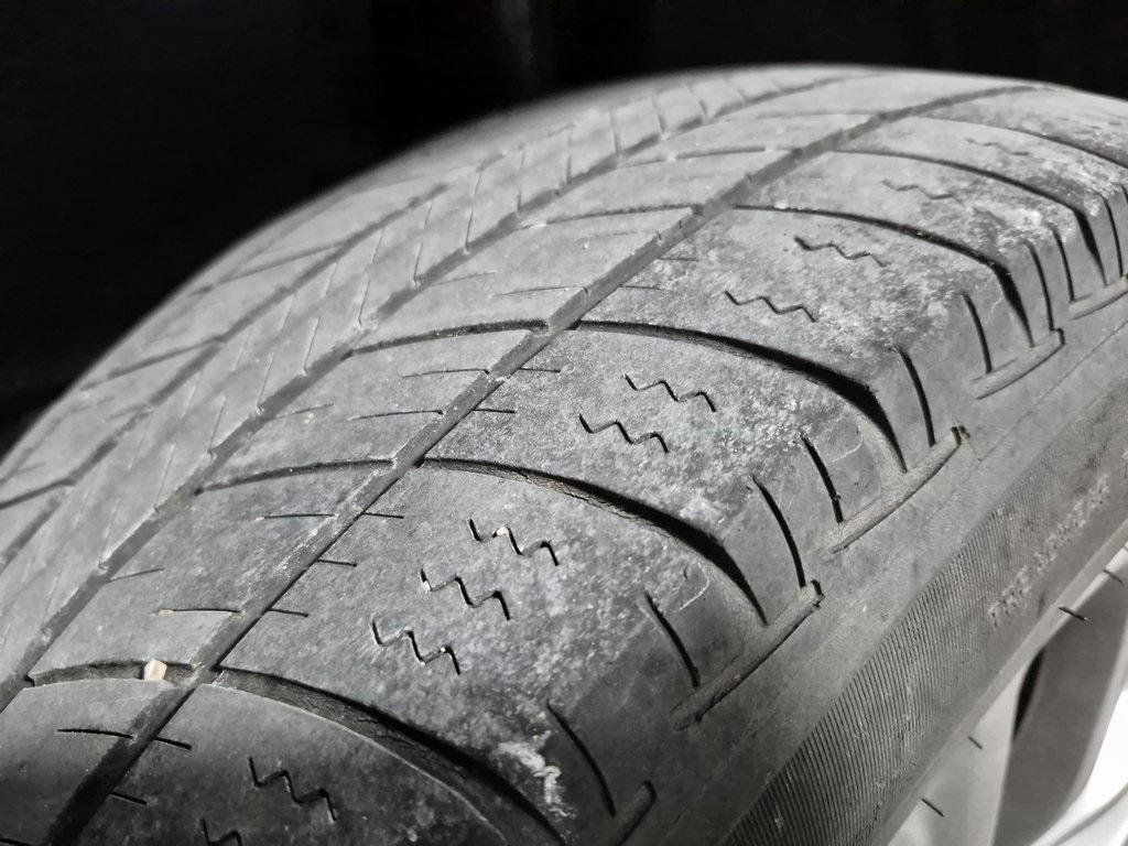 used 2019 Jeep Cherokee car, priced at $7,777