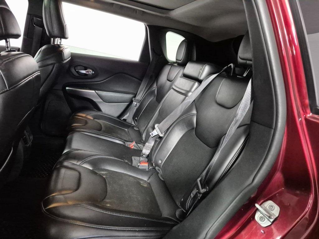 used 2019 Jeep Cherokee car, priced at $7,777