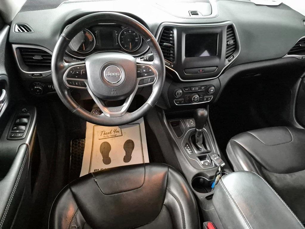 used 2019 Jeep Cherokee car, priced at $7,777