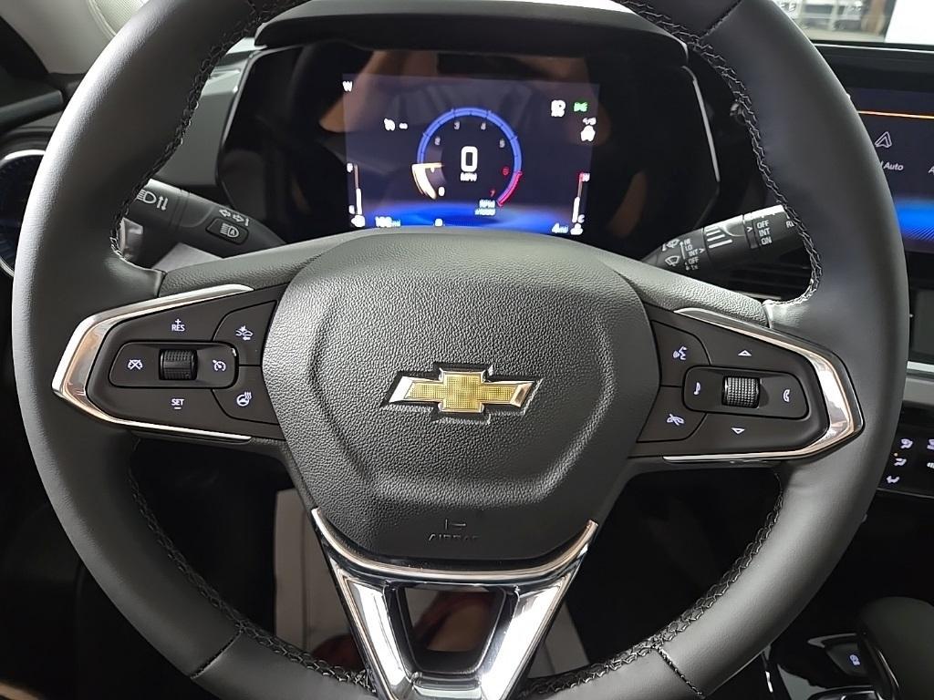 new 2025 Chevrolet Trax car, priced at $25,190