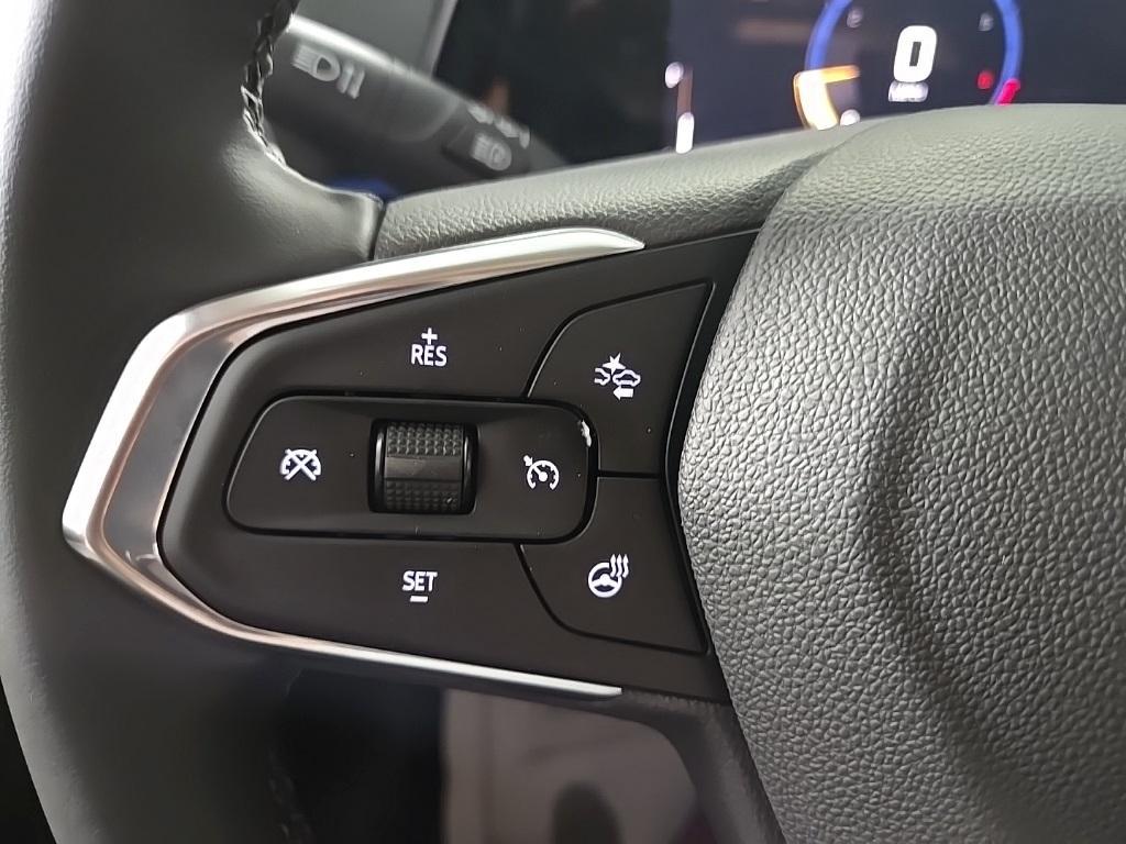 new 2025 Chevrolet Trax car, priced at $25,190
