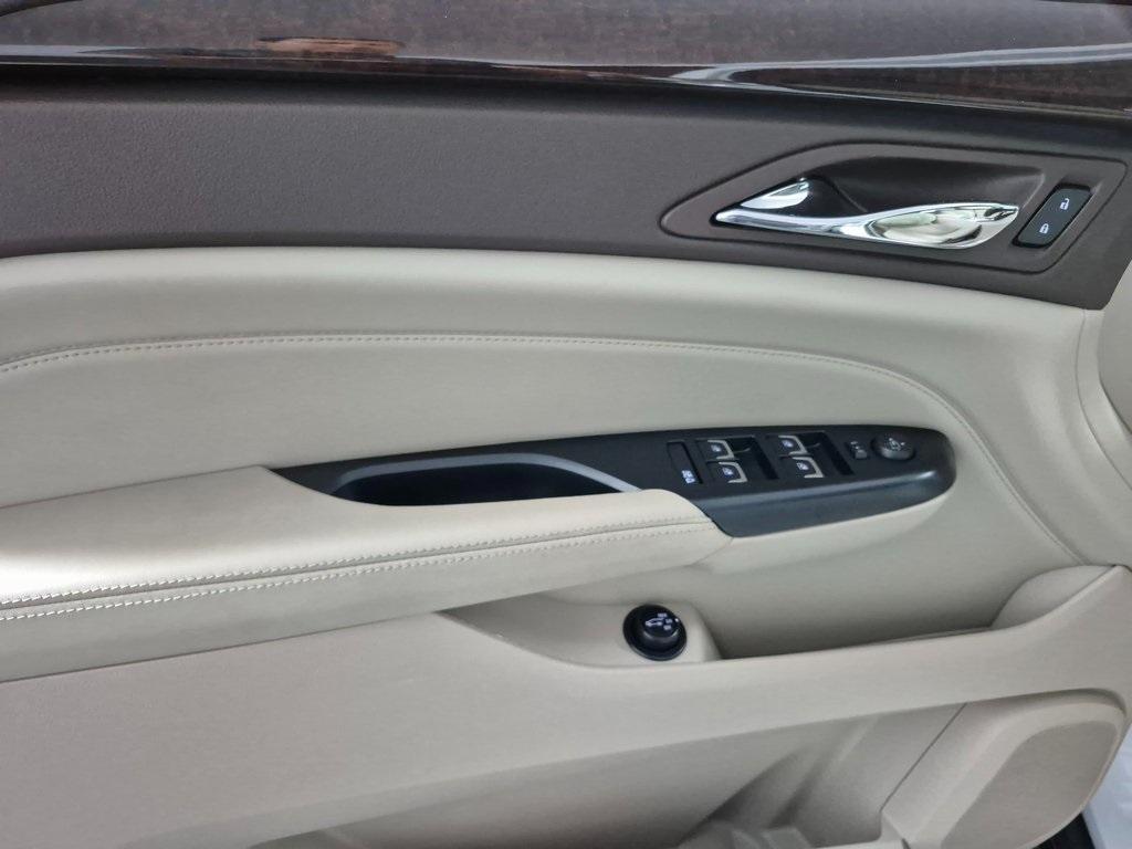 used 2015 Cadillac SRX car, priced at $13,998