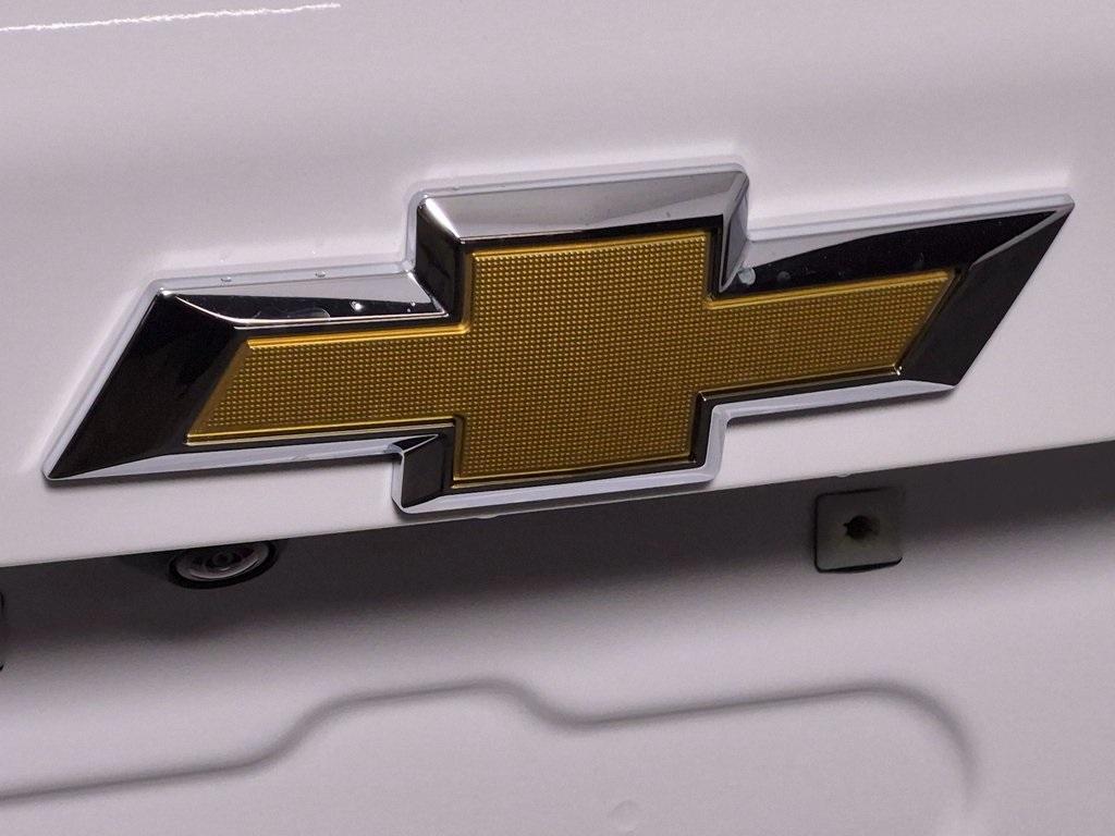 new 2026 Chevrolet Equinox car, priced at $34,011