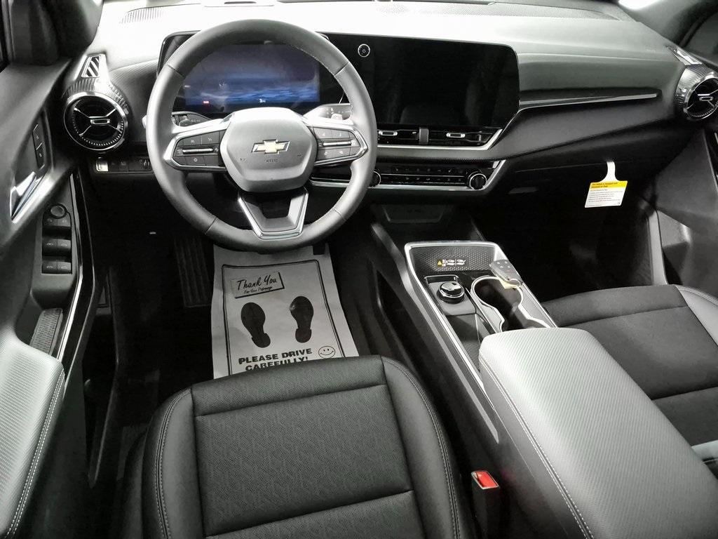 new 2026 Chevrolet Equinox car, priced at $34,011