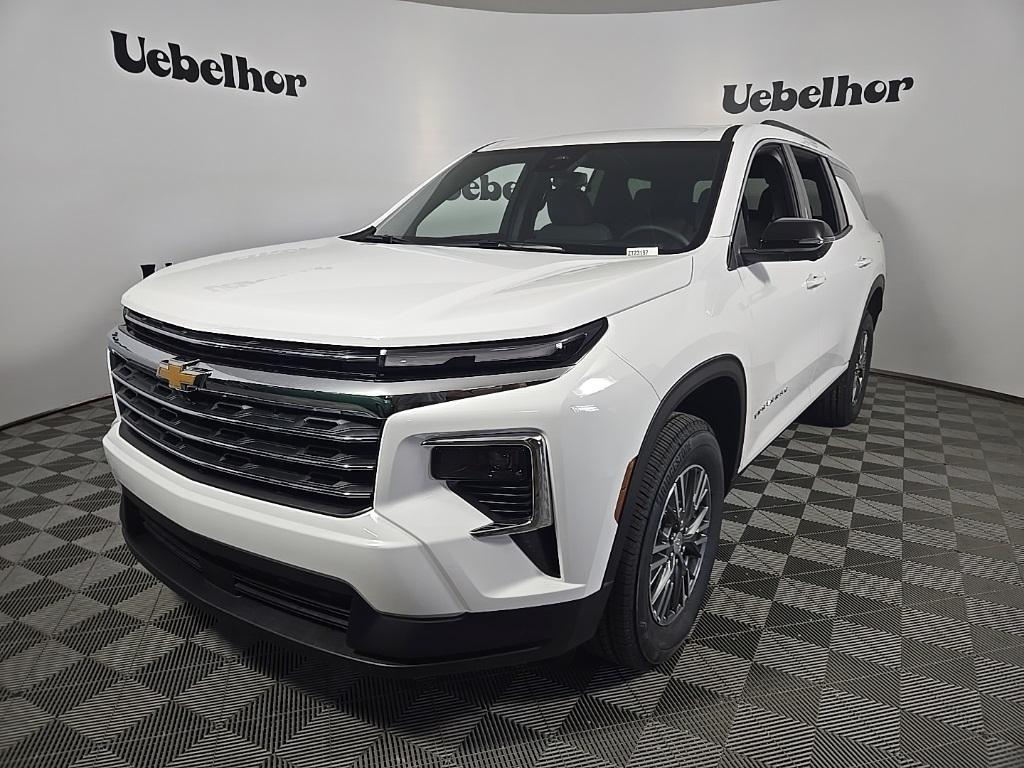 new 2025 Chevrolet Traverse car, priced at $45,100