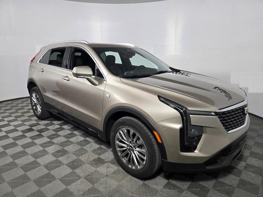 new 2025 Cadillac XT4 car, priced at $47,530