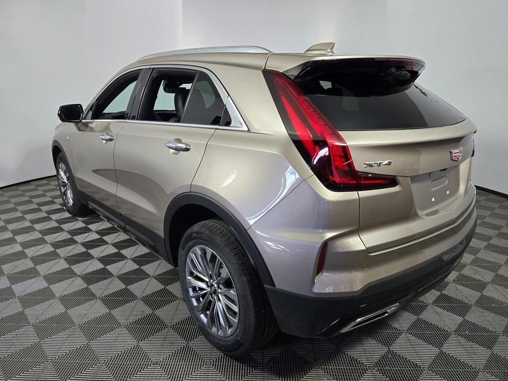 new 2025 Cadillac XT4 car, priced at $47,530