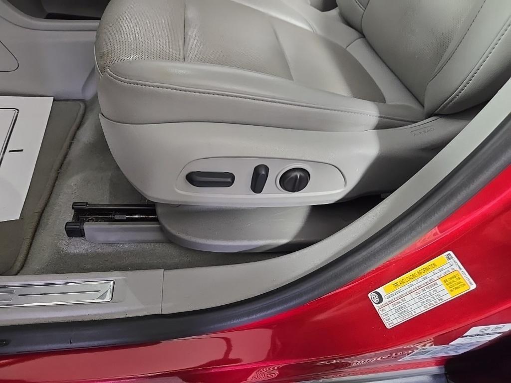 used 2023 GMC Acadia car, priced at $26,800