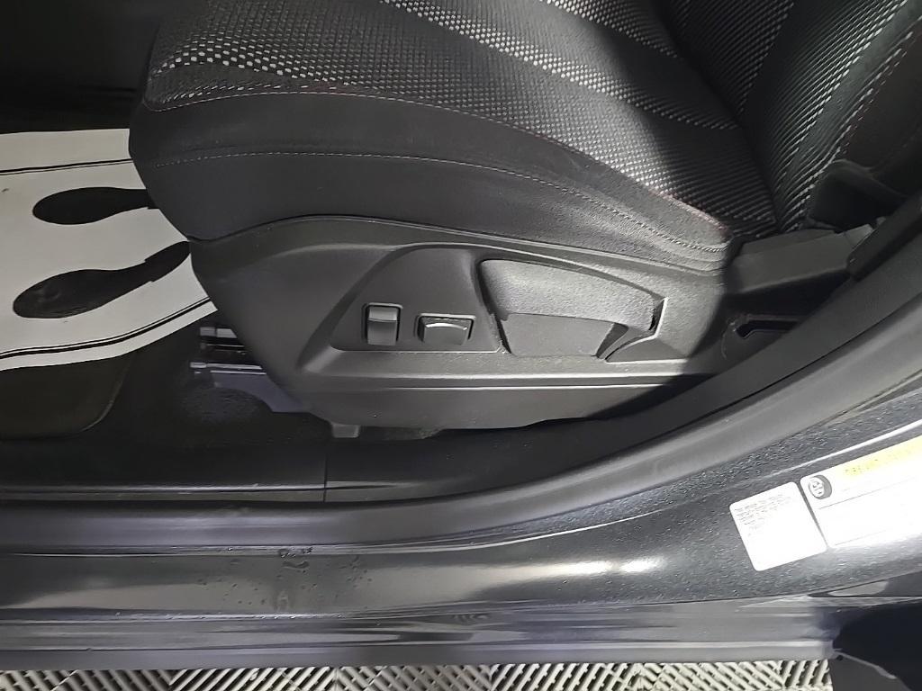 used 2017 Chevrolet Equinox car, priced at $15,995