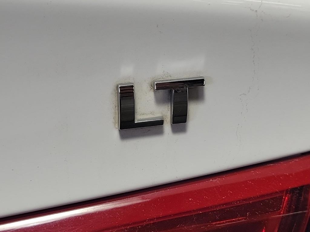 used 2017 Chevrolet Malibu car, priced at $15,995