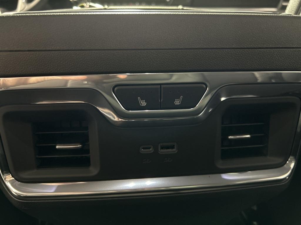 new 2025 Chevrolet Silverado 1500 car, priced at $64,070