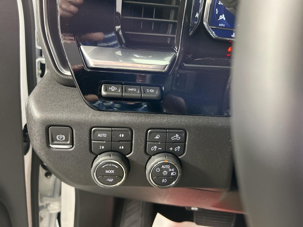 new 2025 Chevrolet Silverado 1500 car, priced at $64,070