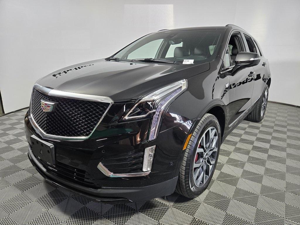 new 2025 Cadillac XT5 car