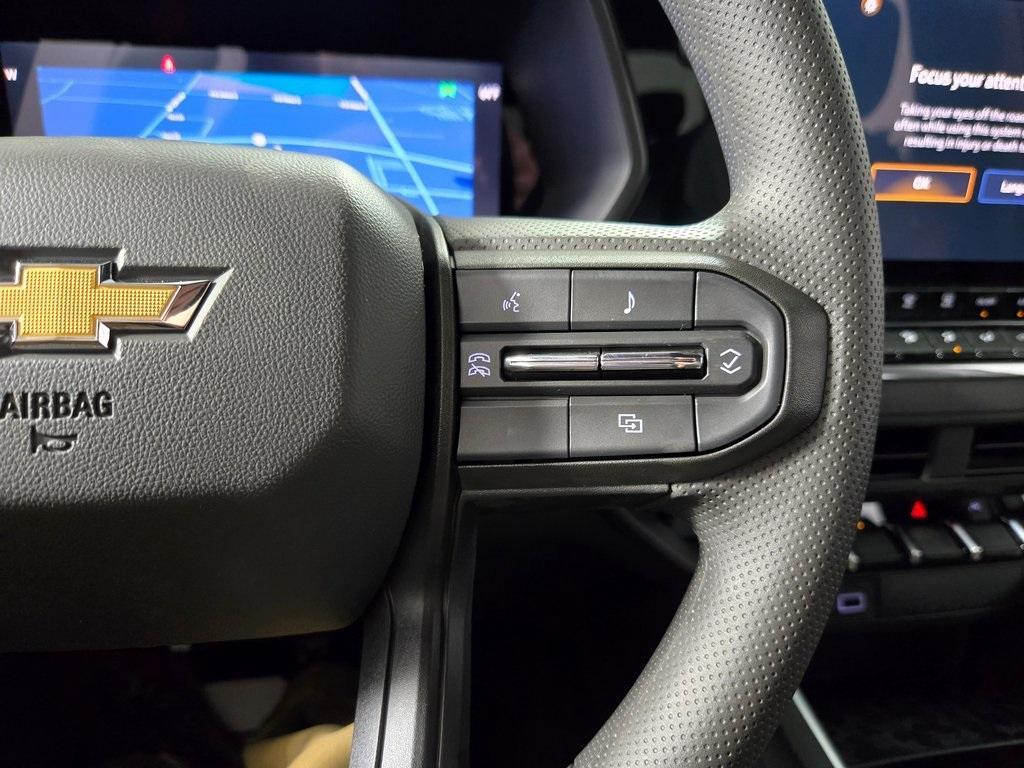 new 2025 Chevrolet Colorado car, priced at $33,345