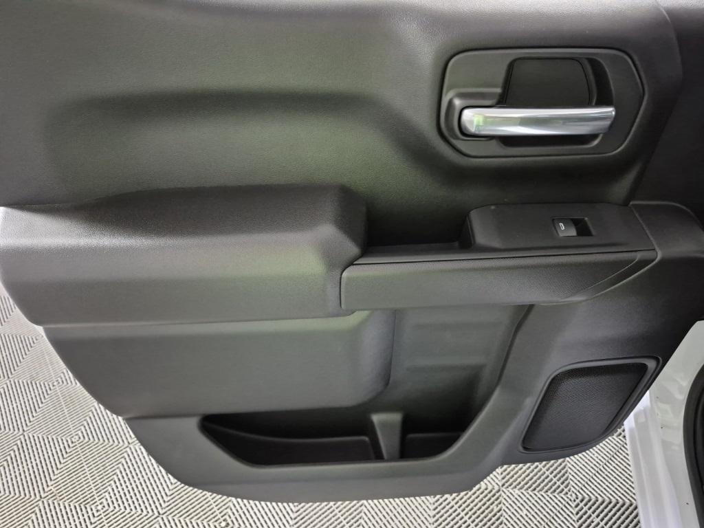 new 2025 Chevrolet Silverado 1500 car, priced at $47,370