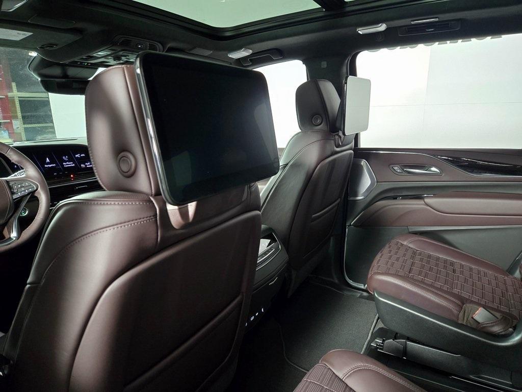 new 2024 Cadillac Escalade ESV car, priced at $114,665