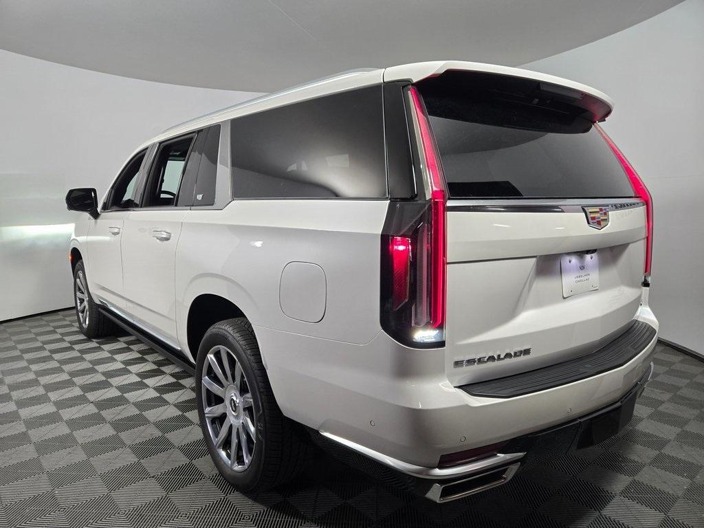 new 2024 Cadillac Escalade ESV car, priced at $114,665