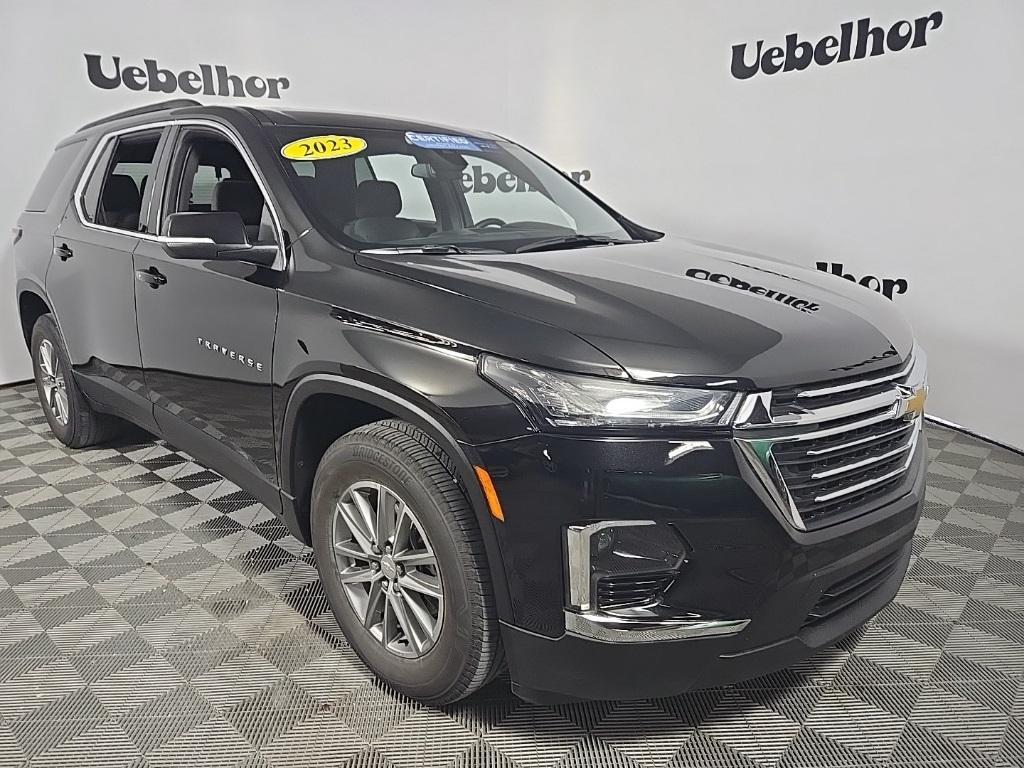used 2023 Chevrolet Traverse car, priced at $33,854