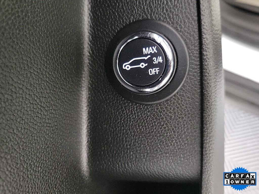 used 2023 Chevrolet Traverse car, priced at $23,878