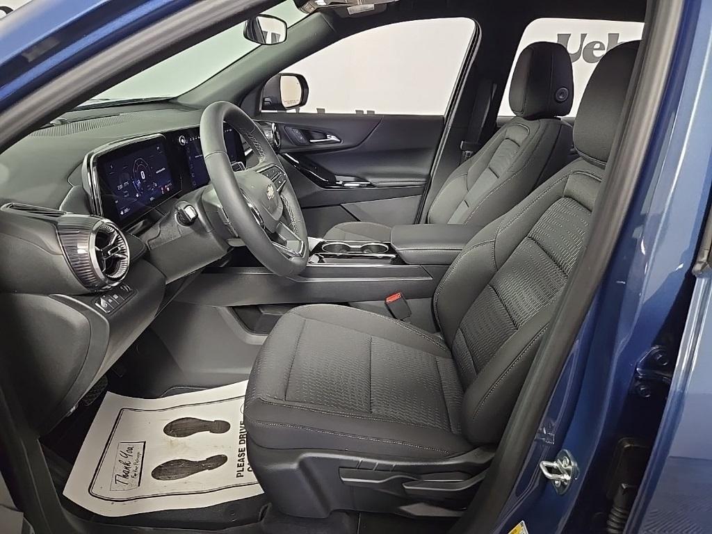 new 2025 Chevrolet Equinox car, priced at $30,845