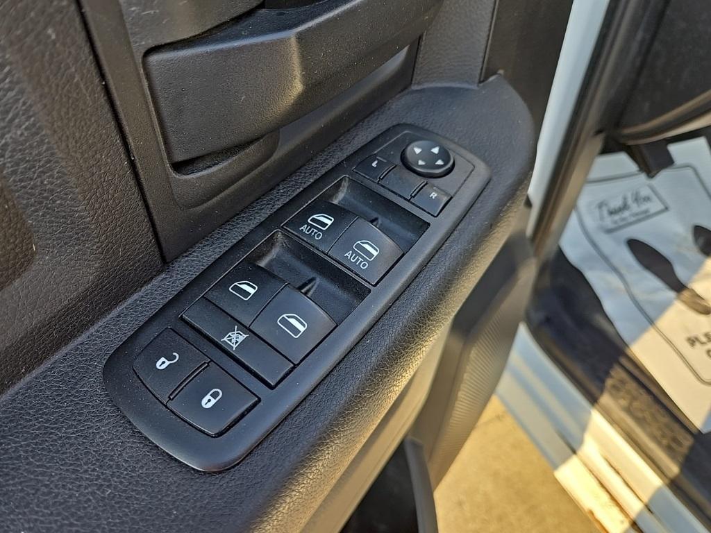 used 2014 Ram 2500 car, priced at $21,000
