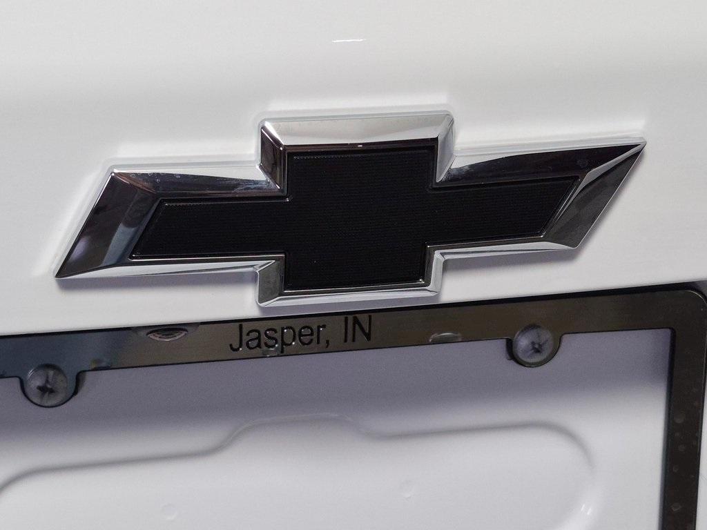 new 2026 Chevrolet Equinox car, priced at $32,915