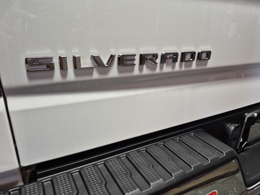 new 2025 Chevrolet Silverado 1500 car, priced at $46,945