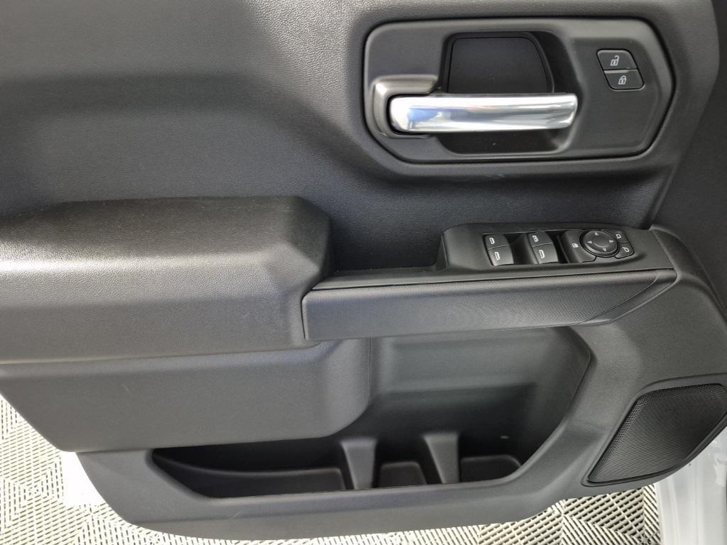 new 2025 Chevrolet Silverado 1500 car, priced at $46,945