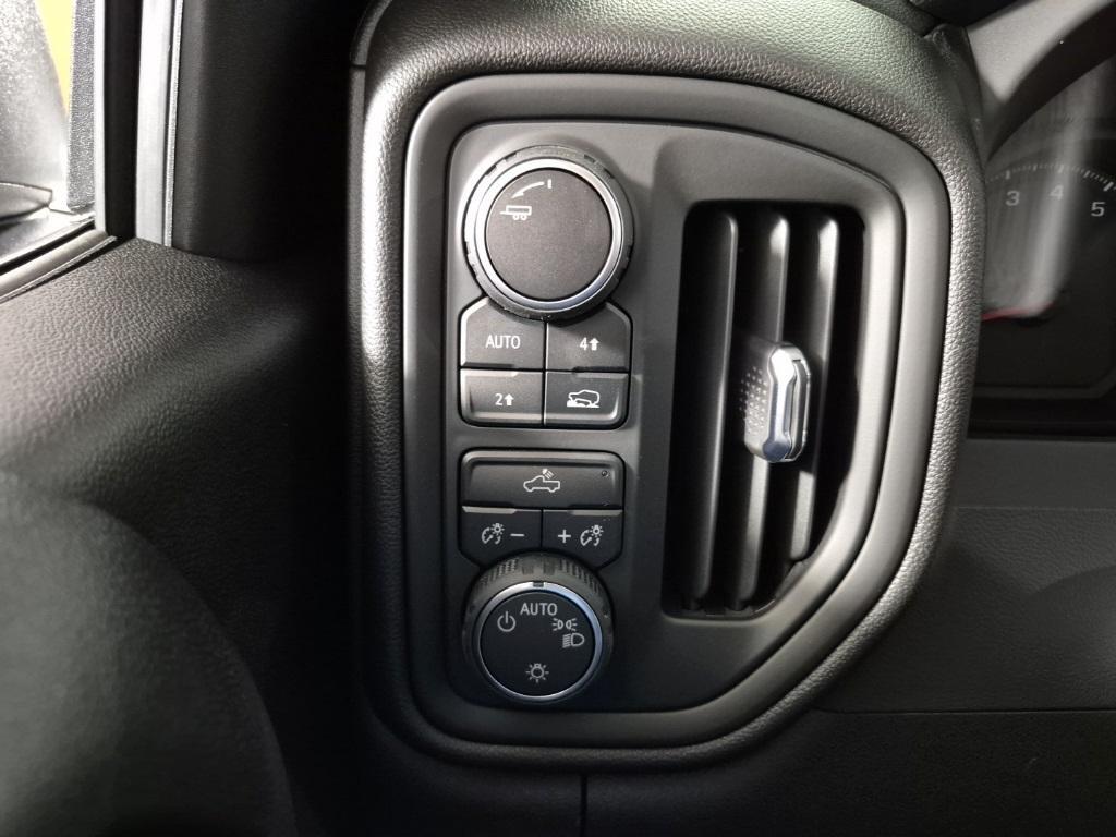 new 2025 Chevrolet Silverado 1500 car, priced at $46,945