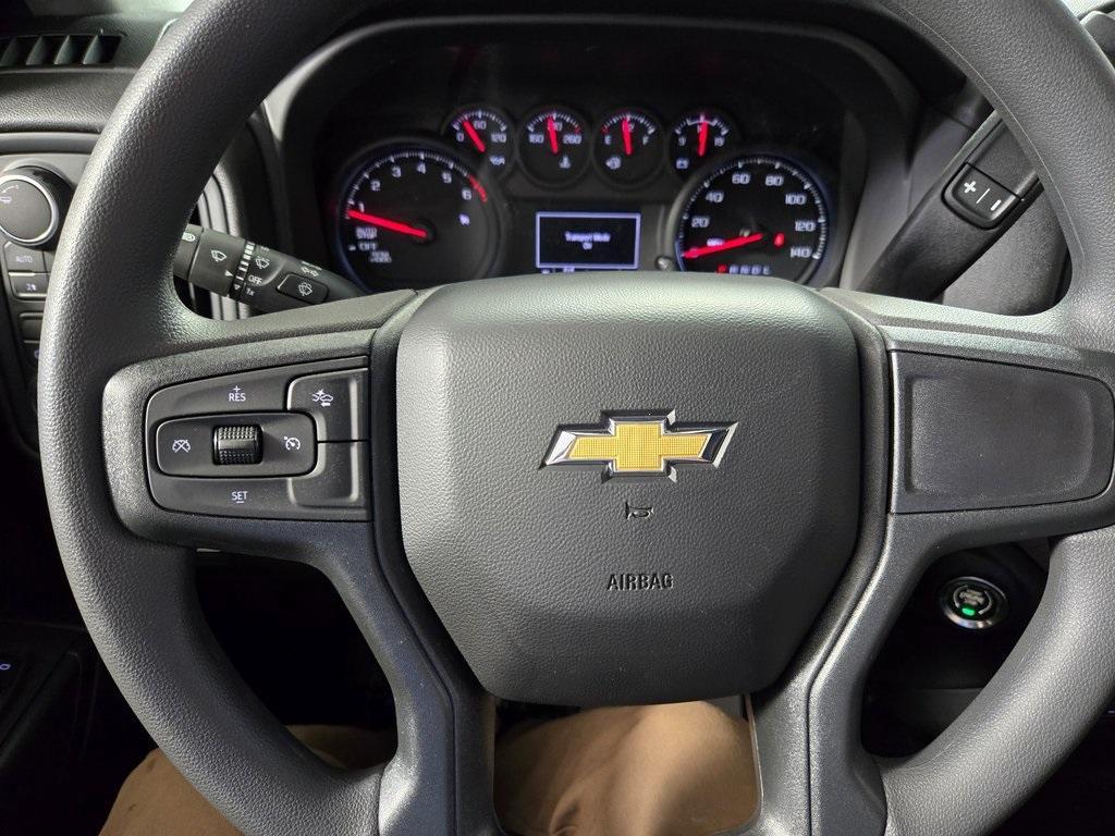new 2025 Chevrolet Silverado 1500 car, priced at $41,295