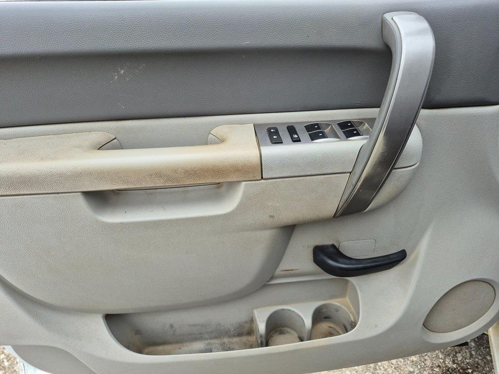 used 2012 Chevrolet Silverado 2500 car, priced at $8,995