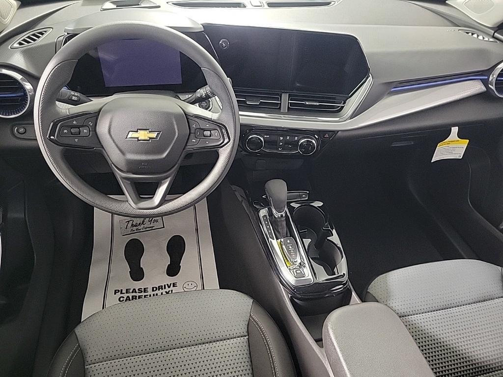 new 2025 Chevrolet Trax car, priced at $24,595