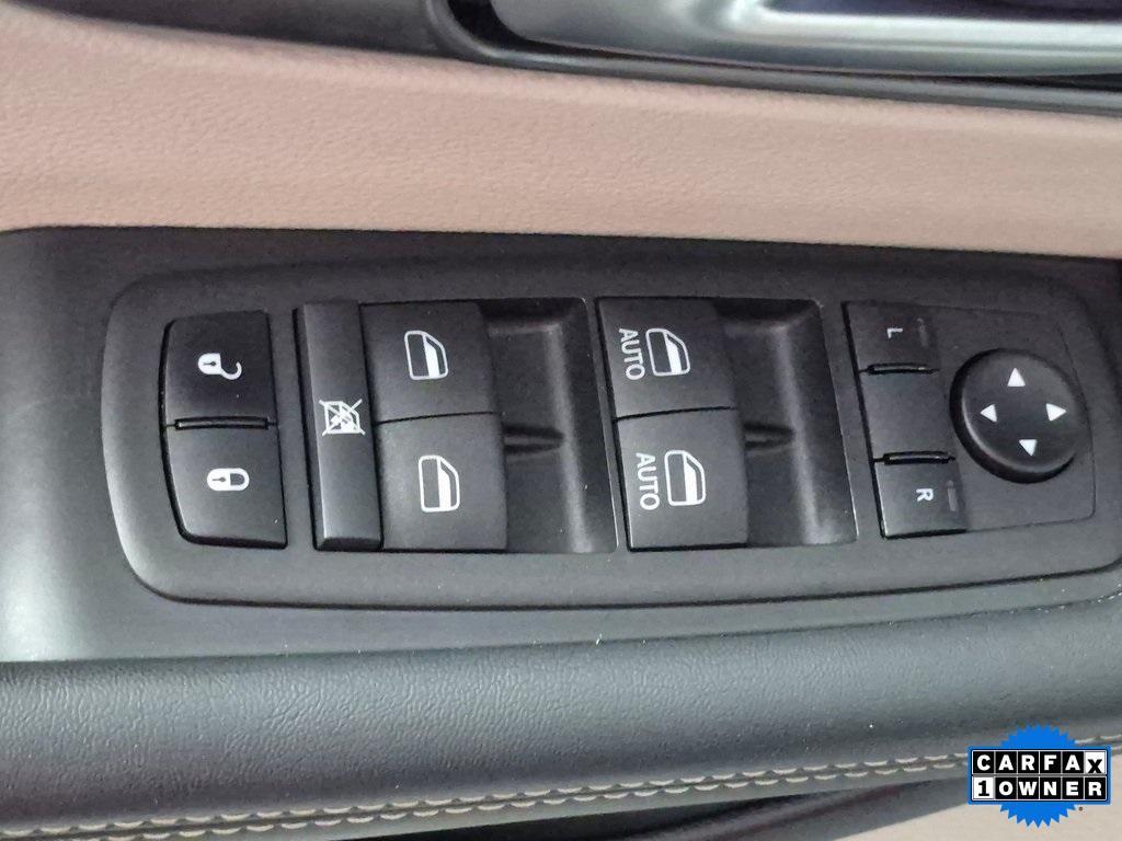 used 2024 Chrysler Pacifica car, priced at $27,989