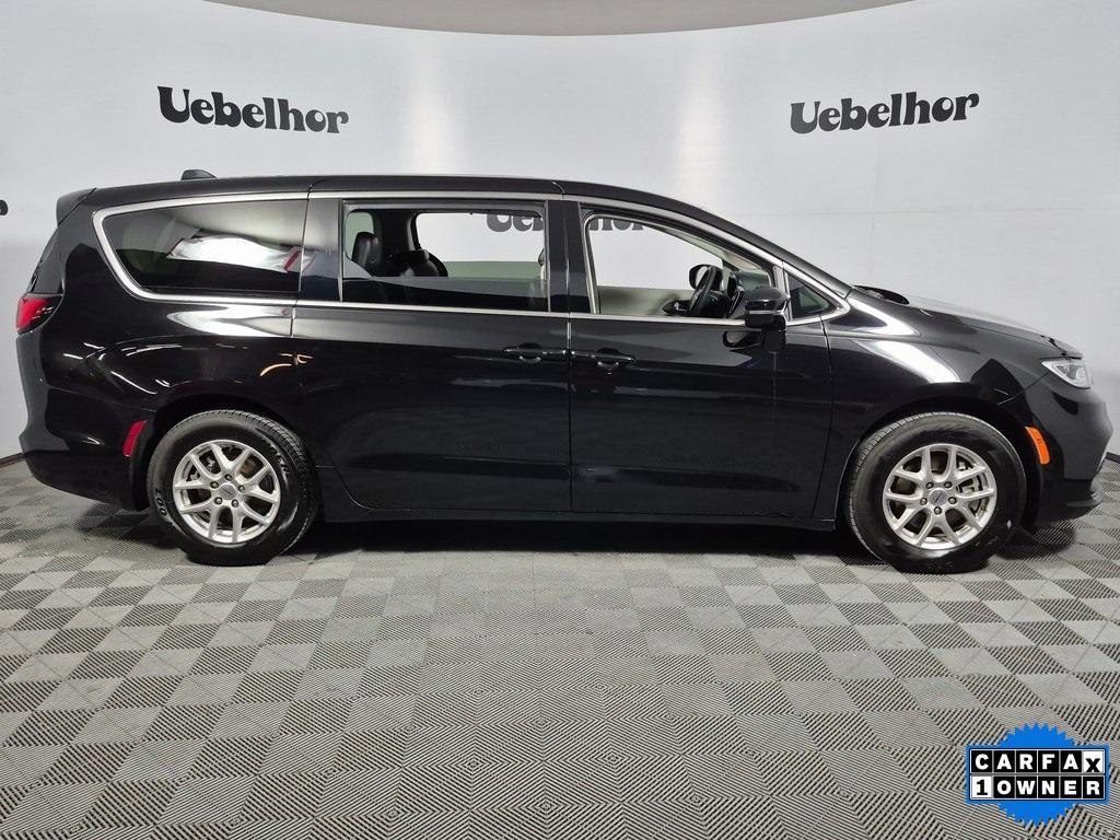 used 2024 Chrysler Pacifica car, priced at $27,989