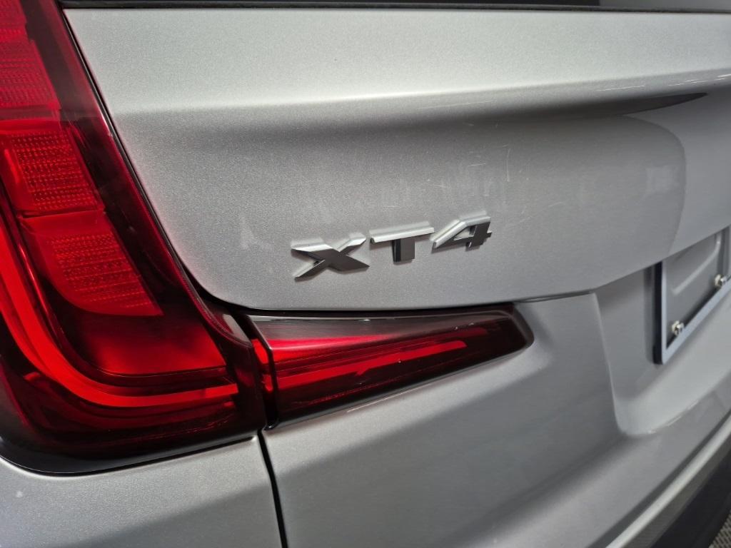 used 2020 Cadillac XT4 car, priced at $20,895