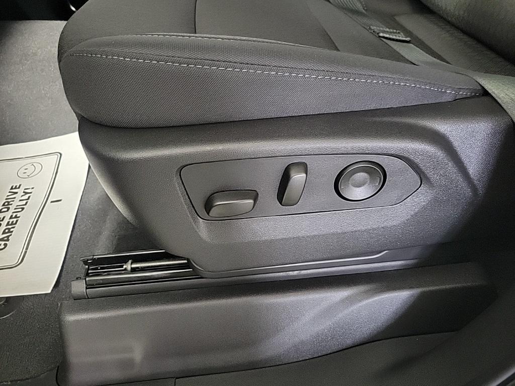 new 2025 Chevrolet Silverado 1500 car, priced at $50,560