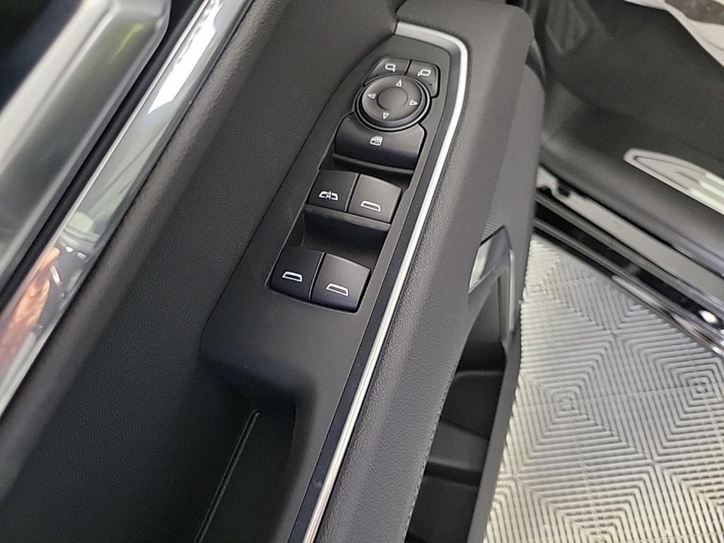 new 2025 Chevrolet Silverado 1500 car, priced at $50,560