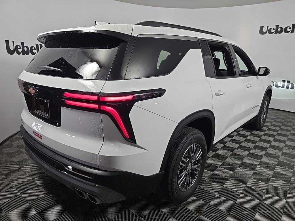 new 2025 Chevrolet Traverse car, priced at $42,545