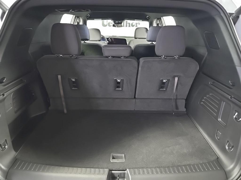 new 2025 Chevrolet Traverse car, priced at $42,545