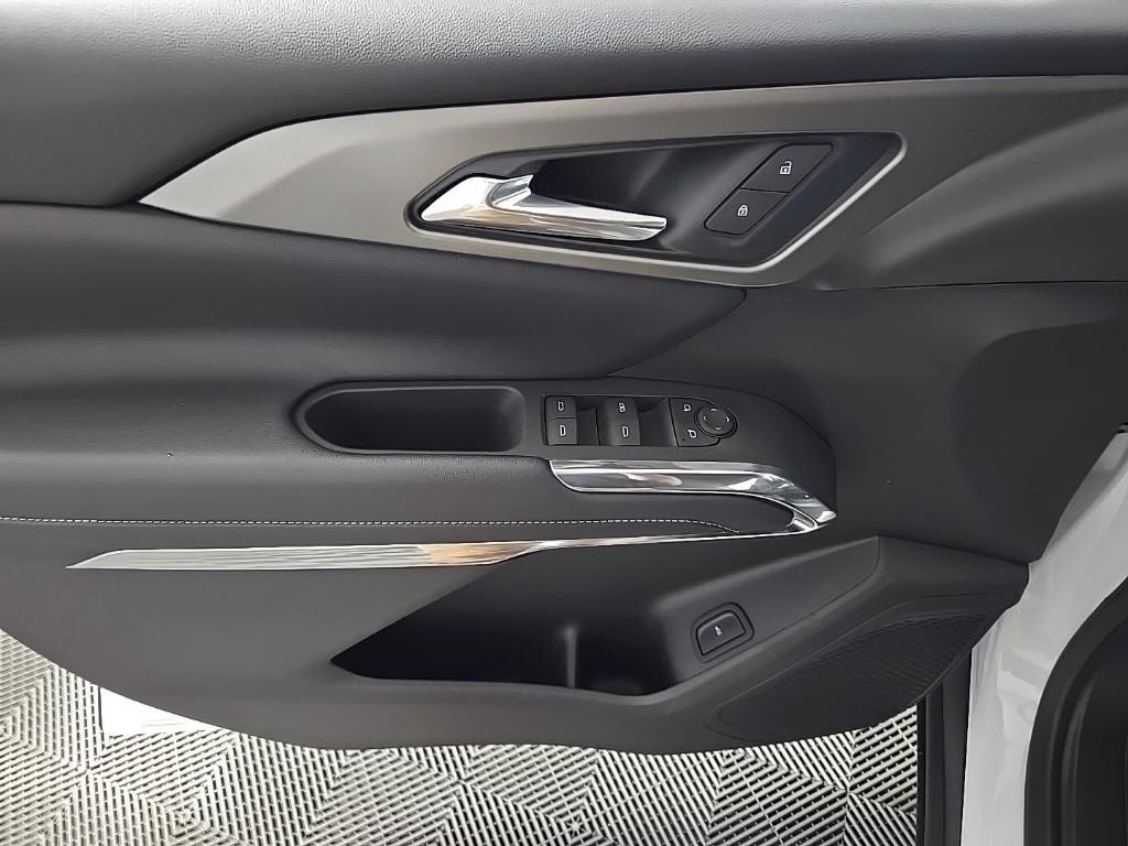 new 2025 Chevrolet Traverse car, priced at $42,545