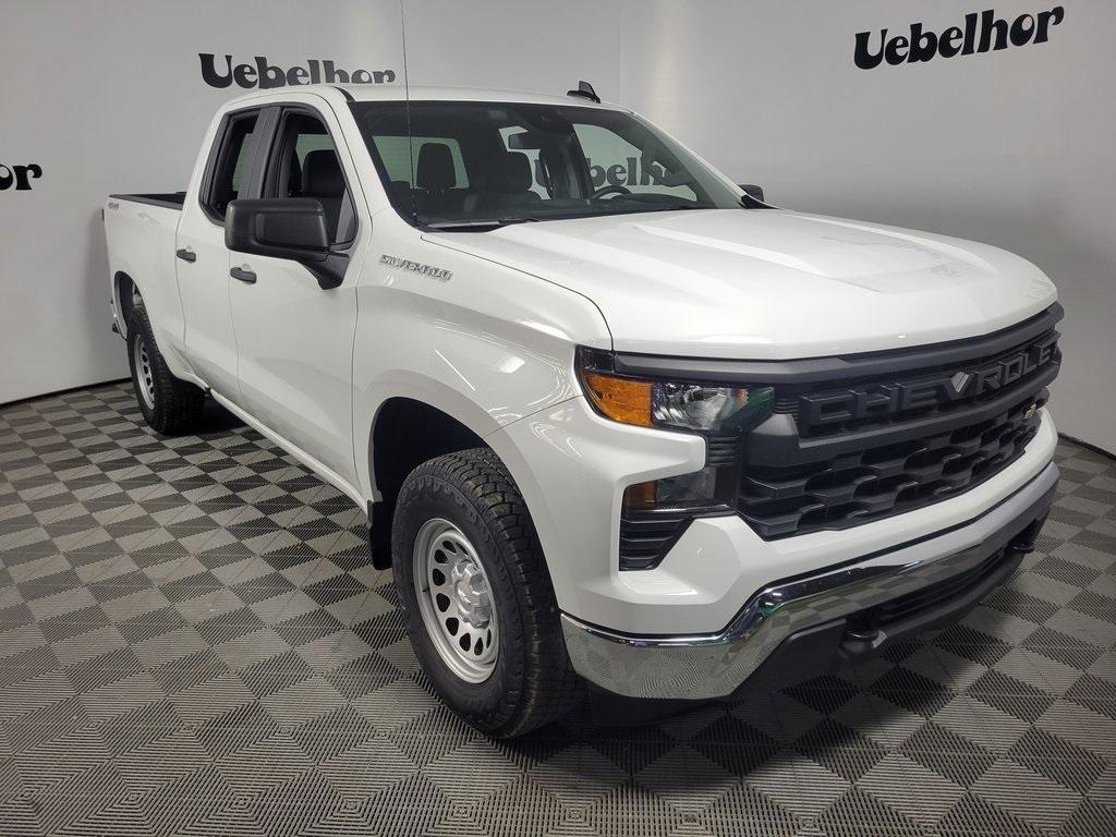 new 2025 Chevrolet Silverado 1500 car, priced at $43,820