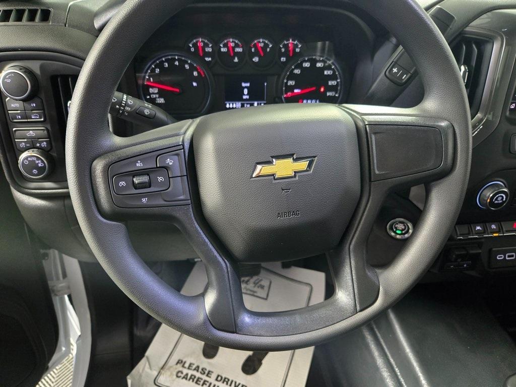 new 2025 Chevrolet Silverado 1500 car, priced at $43,820