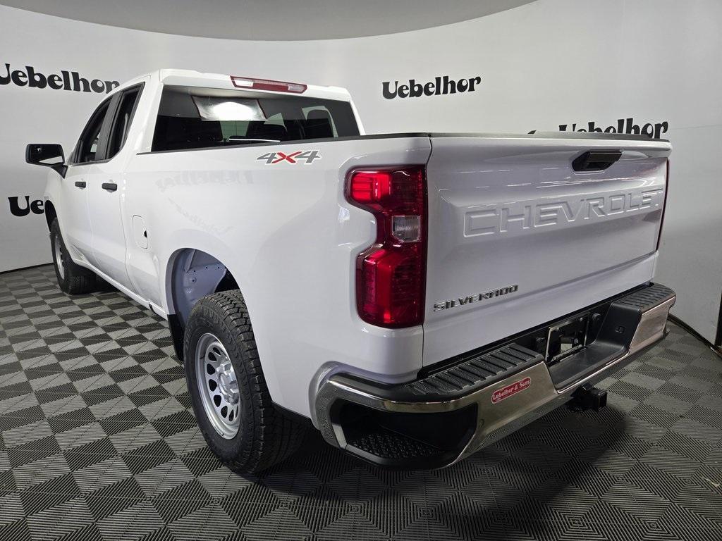 new 2025 Chevrolet Silverado 1500 car, priced at $43,820