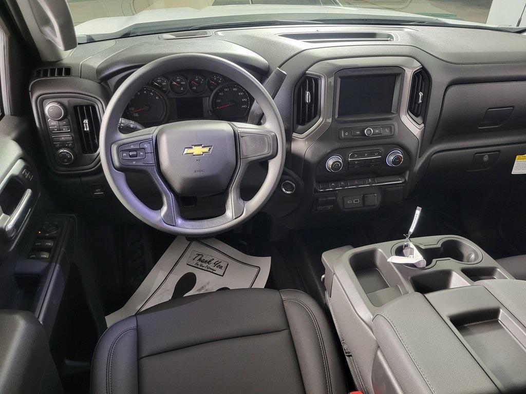 new 2025 Chevrolet Silverado 1500 car, priced at $43,820