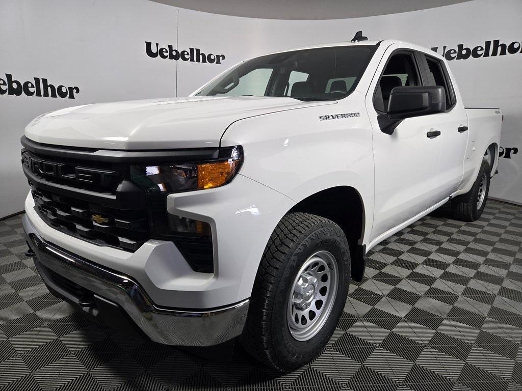 new 2025 Chevrolet Silverado 1500 car, priced at $43,820