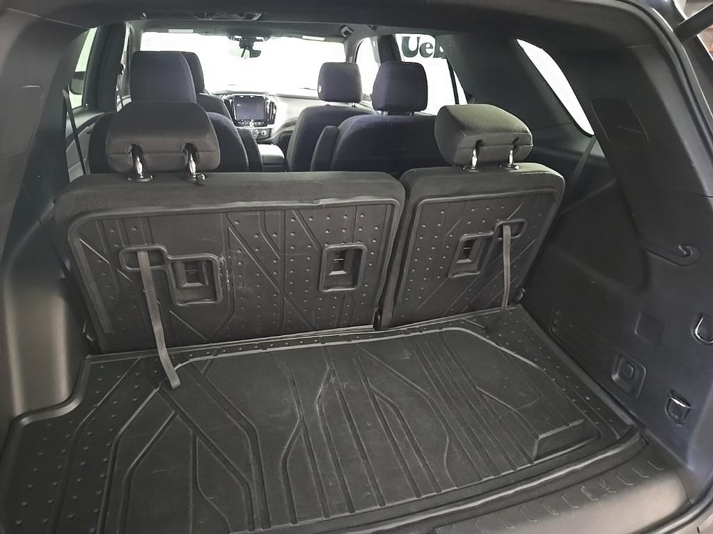 used 2022 Chevrolet Traverse car, priced at $31,995